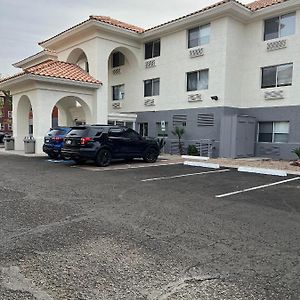 Holiday Inn Express & Suites Phoenix - Mesa West, An Ihg Hotel